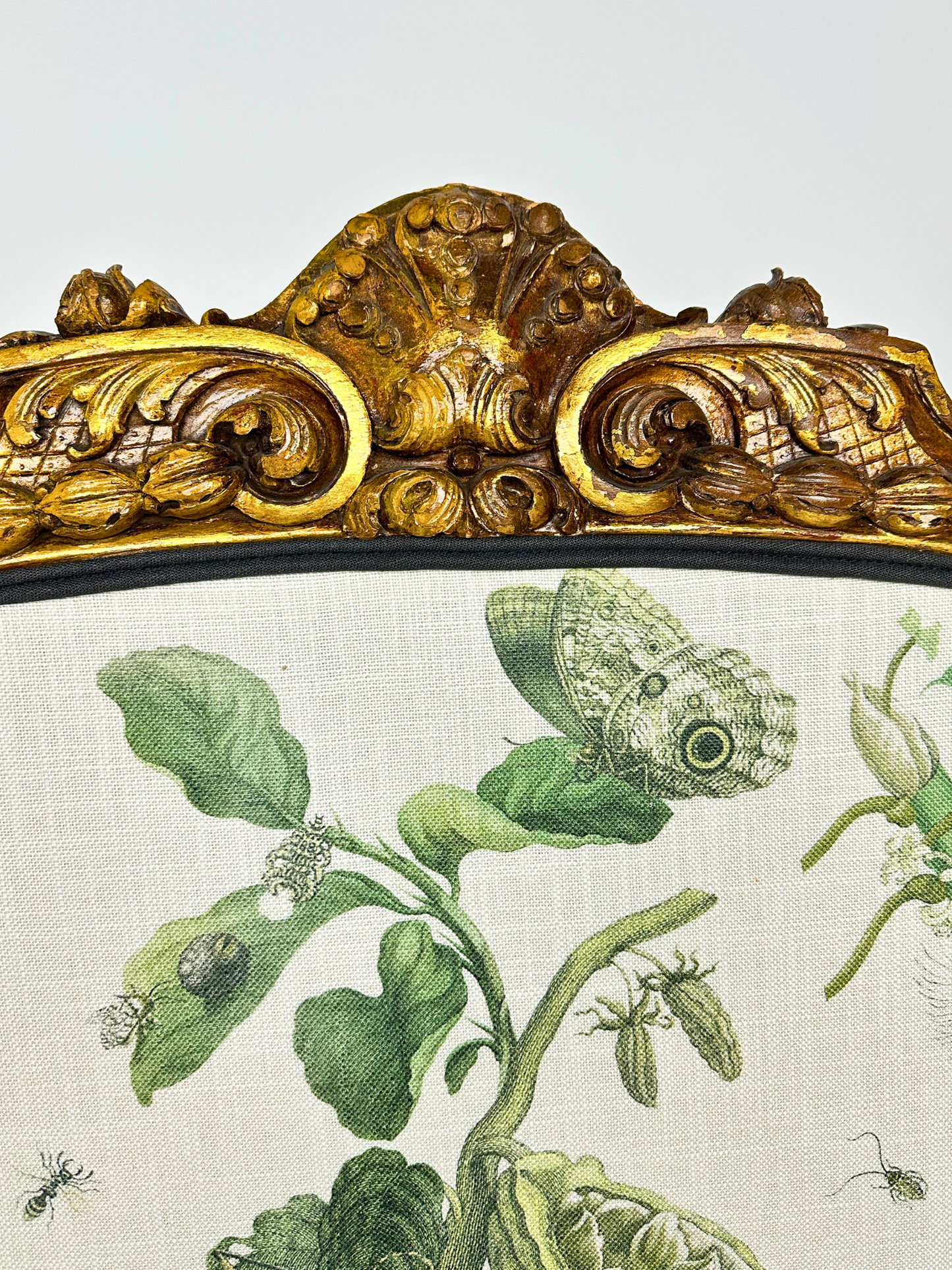 19th Century Carved Fire Screen Upholstered in Gastón Y Daniela Linen