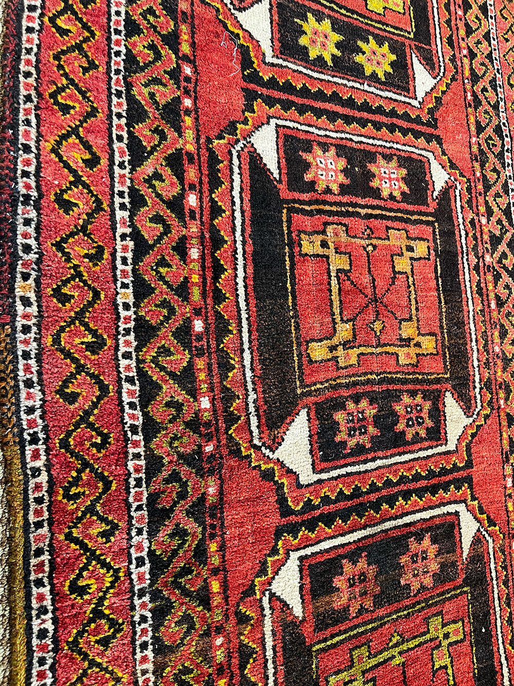 Hamadan - Iranian Rug - Red and Indigo