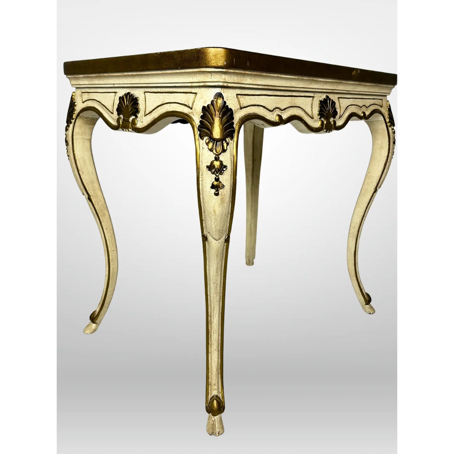 Florentine Hand Painted Gold Shell Detail Tea Table Mid-Century Hoof Foot