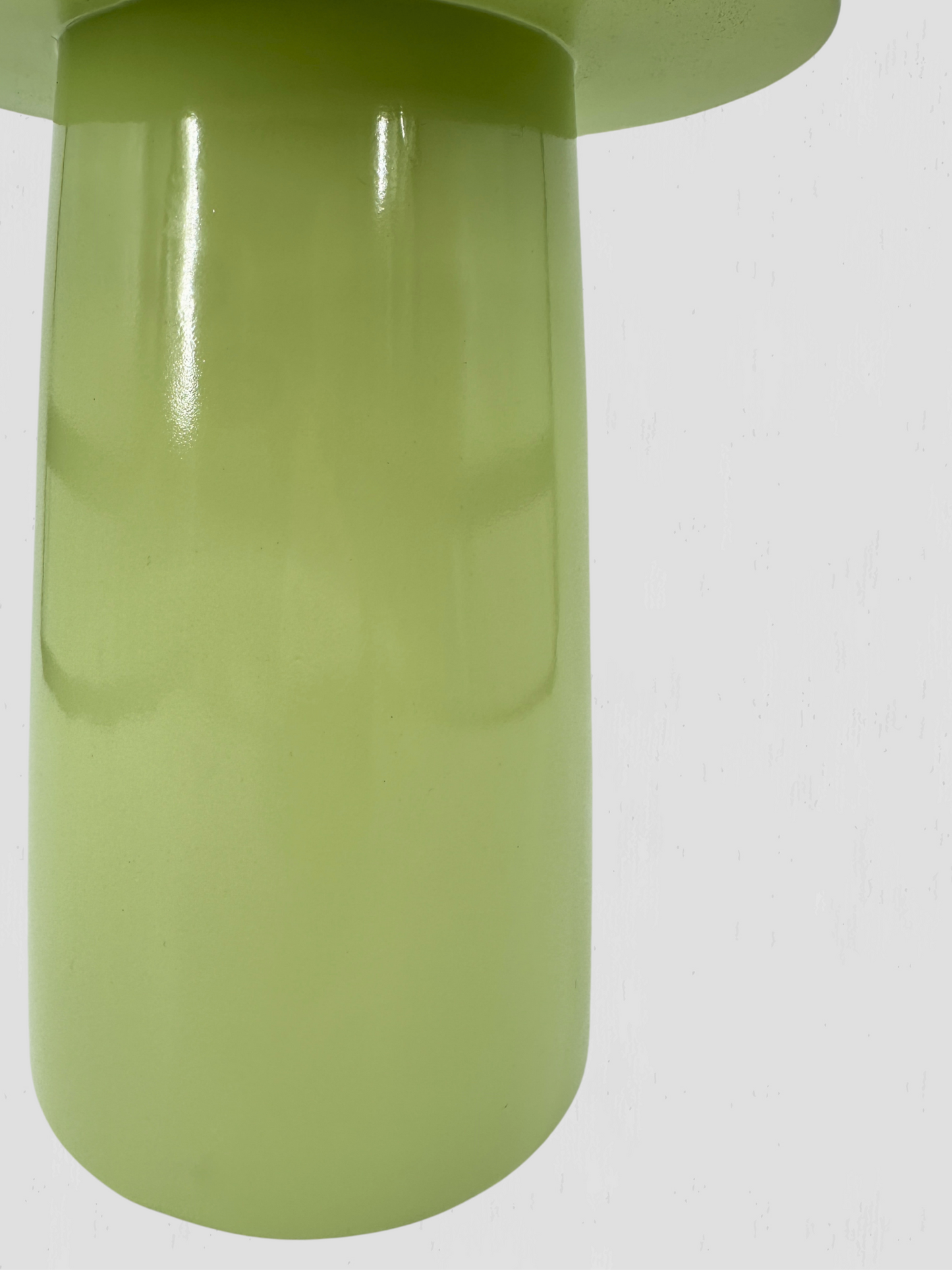 Small Porcini Green Round Table
