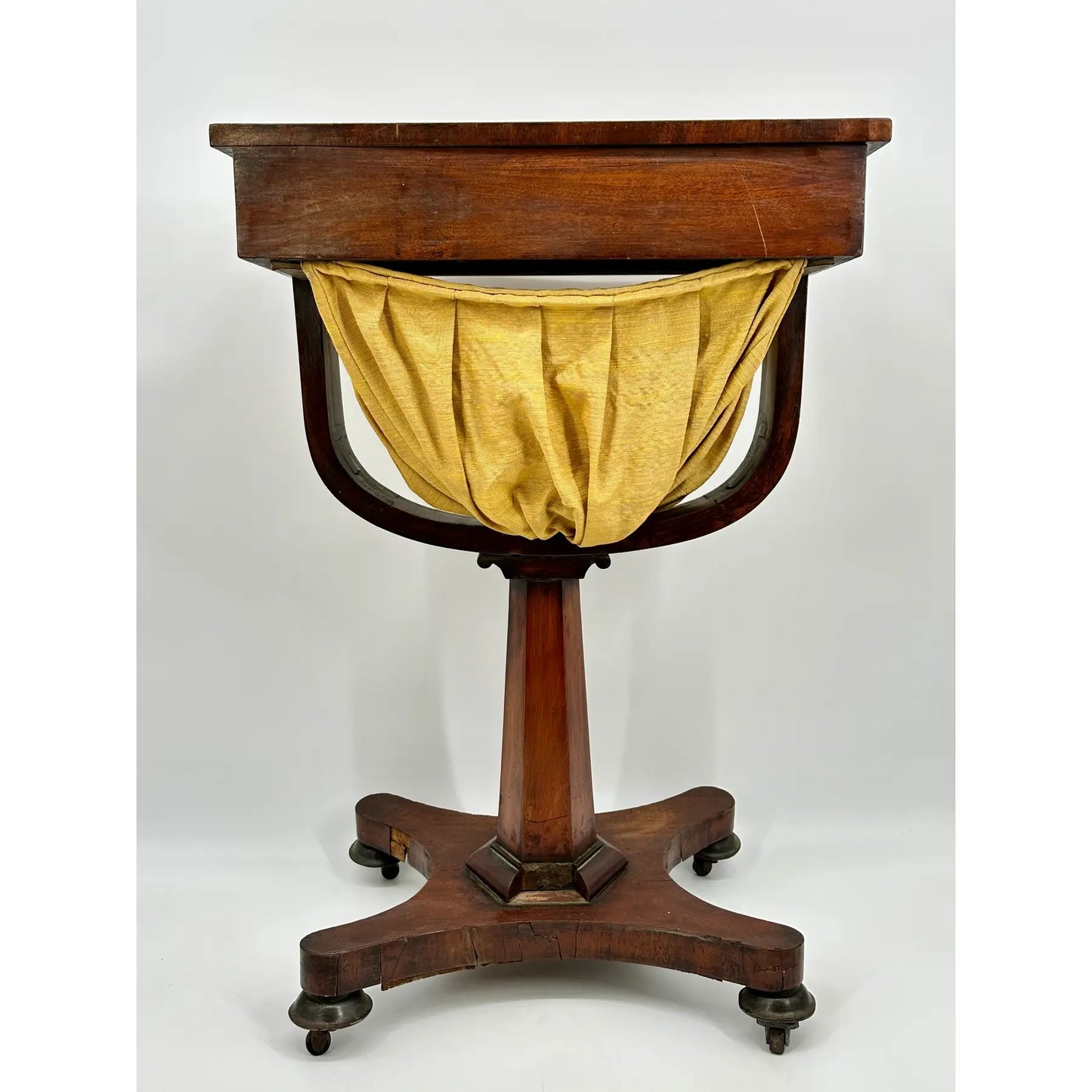 Late 19th Century Classical Mahogany Chess Table With Inlaid Top