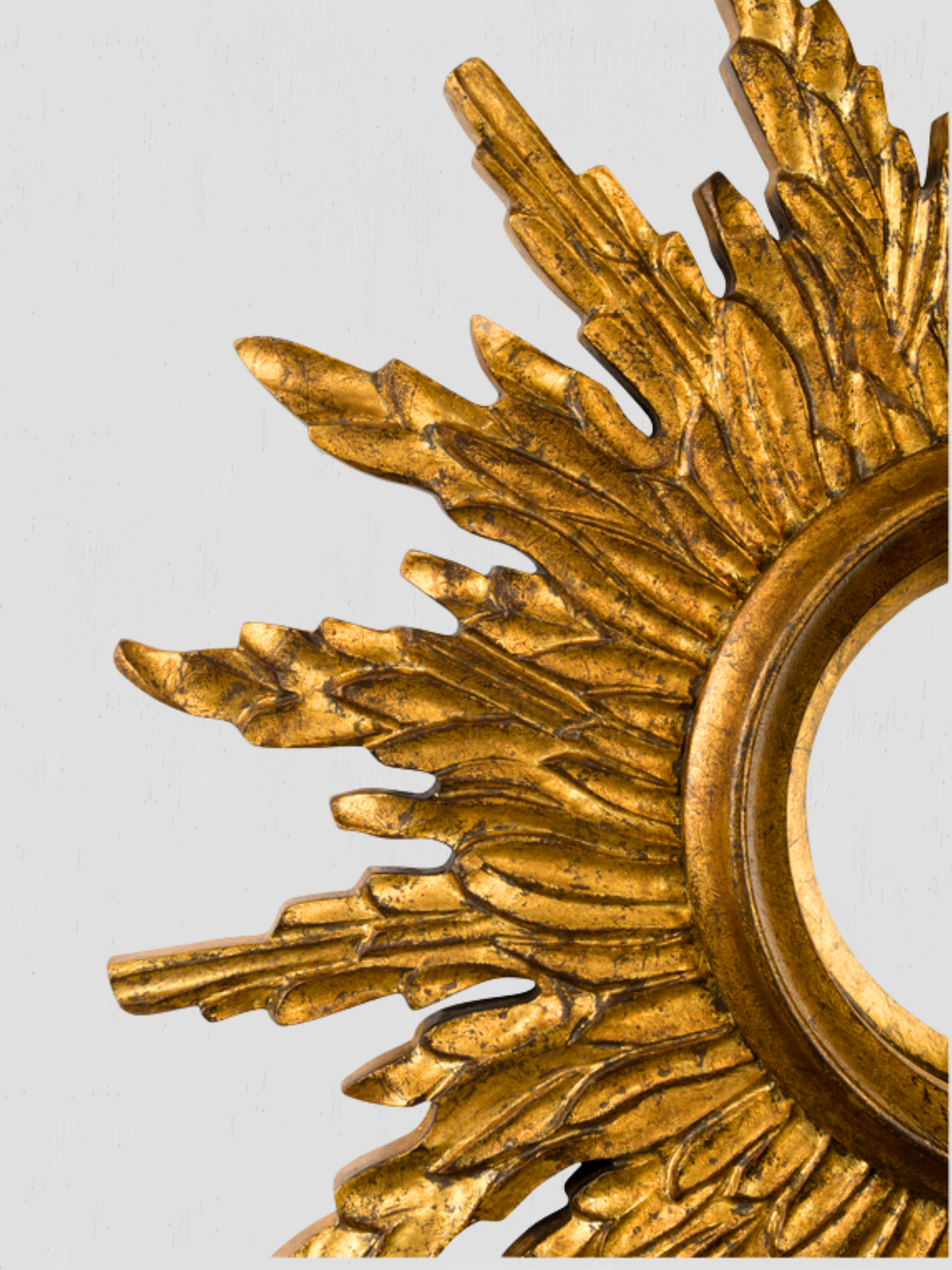 Sunbeam 25" Antique Gold Sunburst Mirror
